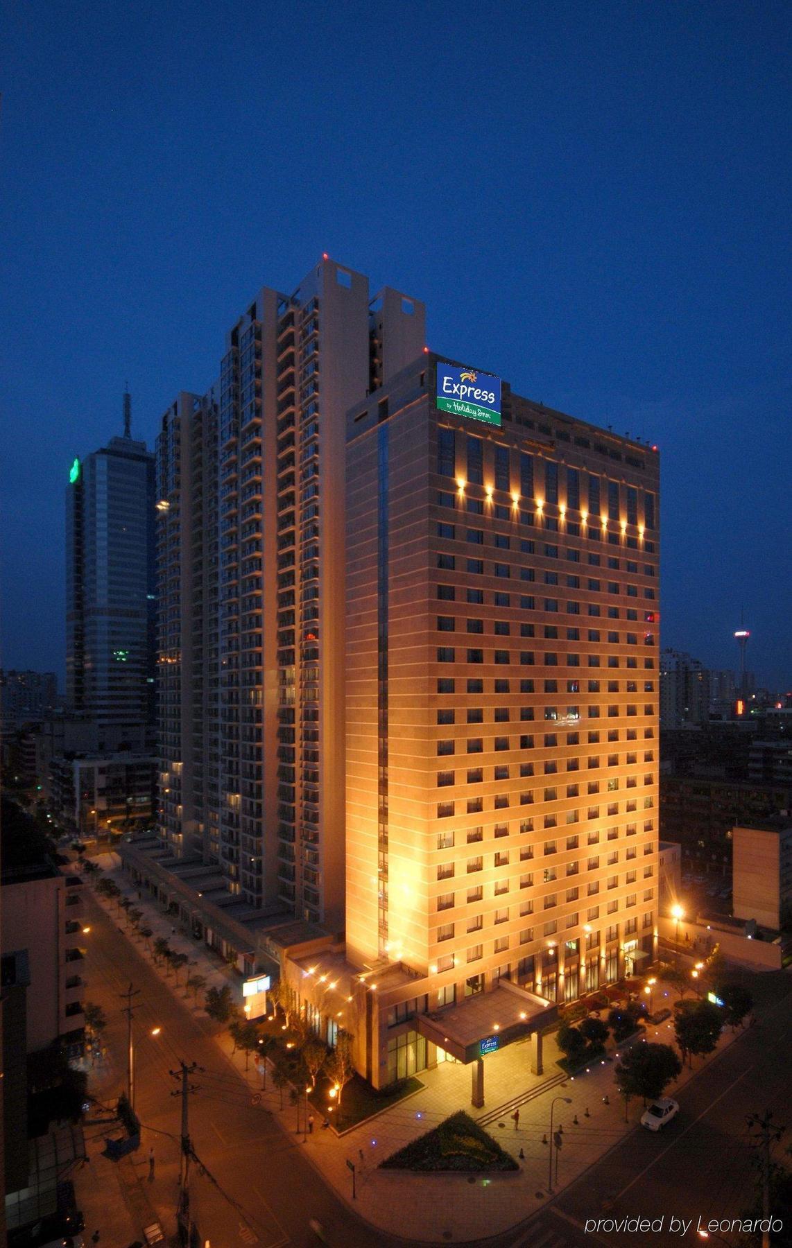 Holiday Inn Express Chengdu Gulou-Tianfu Square Chunxi Road Branch Eksteriør bilde
